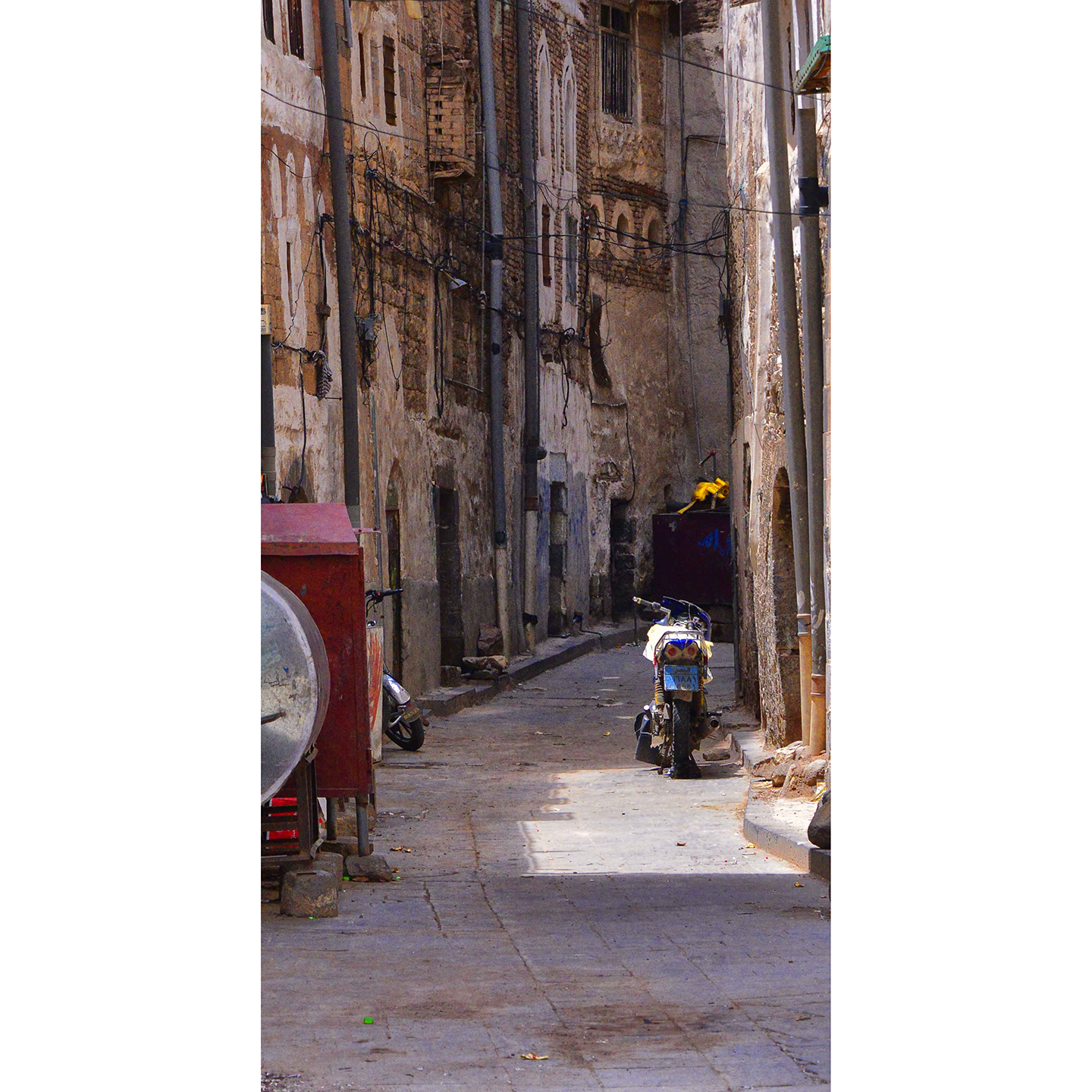 Yemen Middle East Alley Streets Culture Travel Backdrop Cardboard Cutout