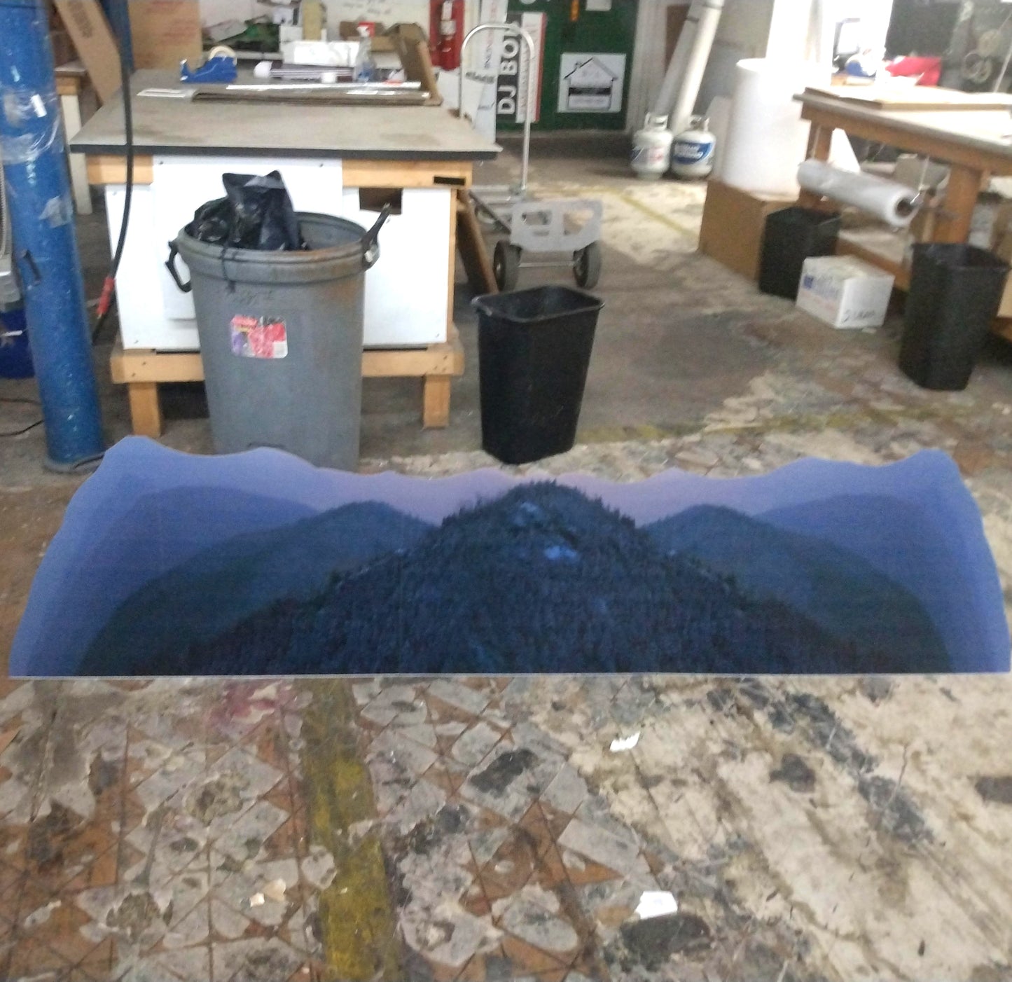 Great Smoky Mountains Tennessee (can be tiled seamlessly) Cardboard Cutout